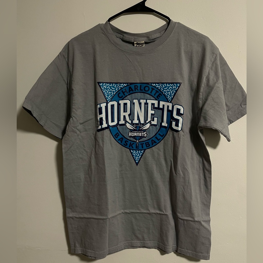 Charlotte Hornets Gray T-Shirt (100% Cotton) - Picture 1 of 4